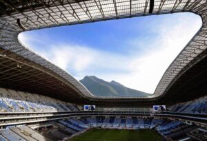 东契奇三双,制胜旧敌,詹姆斯湖人,香港赛马会,香港马会,赛马赛事,赛马资讯